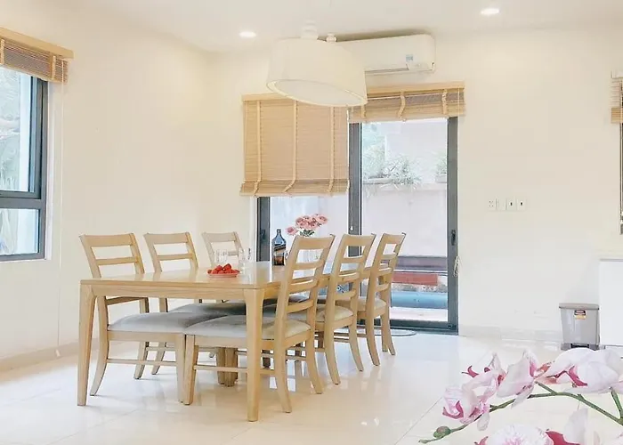 Chuoi Lotus 5 Ngu Gan Bien Villa